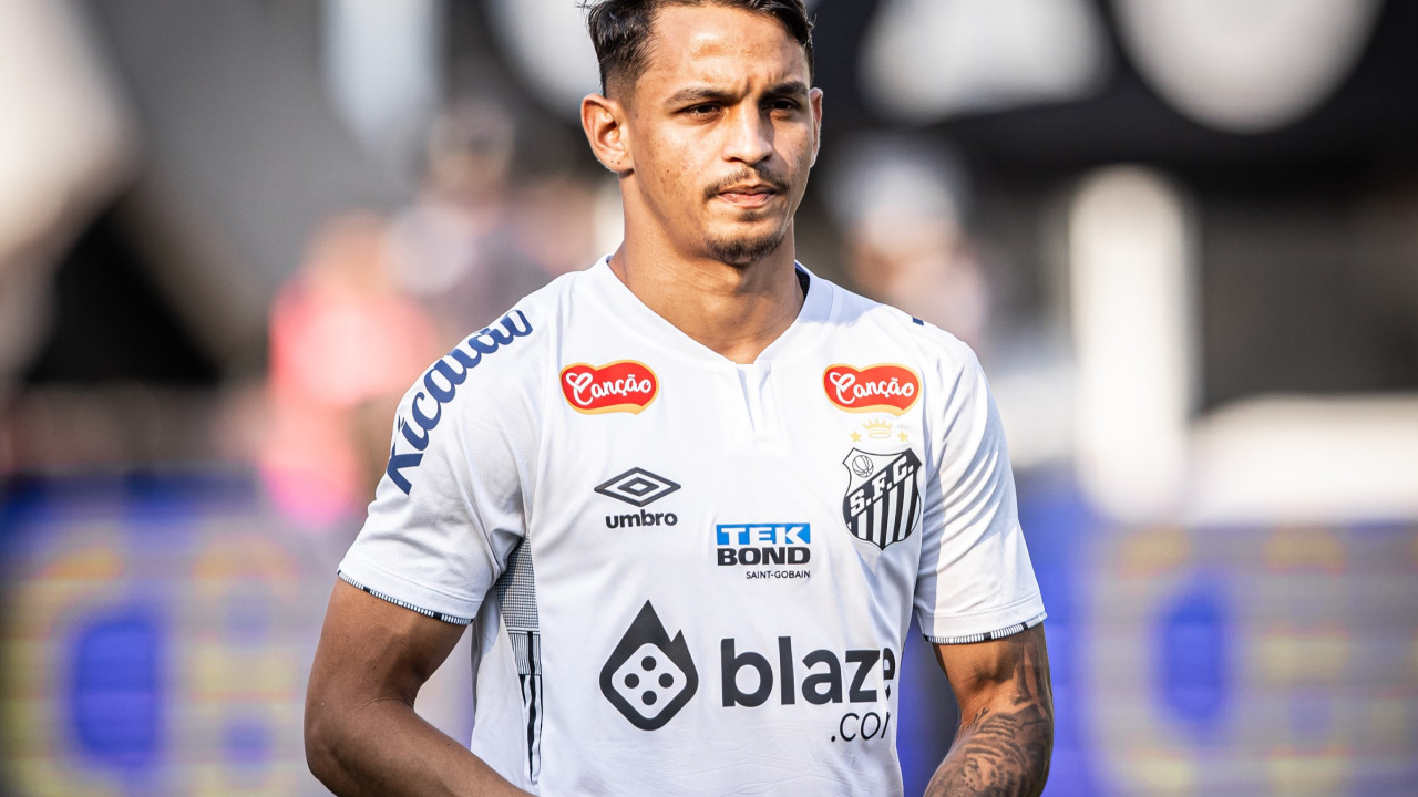 Santos vende atacante Weslley Patati para clube de Israel