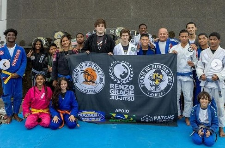 PROJETO JIU-JITSU PARA TODOS MARICÁ E A VISITA AO CRISTO REDENTOR